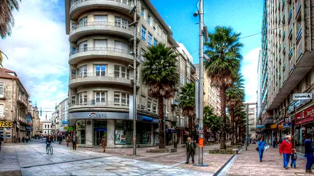 Cum SE DESCURCĂ oamenii în SINGURUL oraș din lume unde S-AU INTERZIS MAȘINILE: Pentru mine, aici e Paradisul