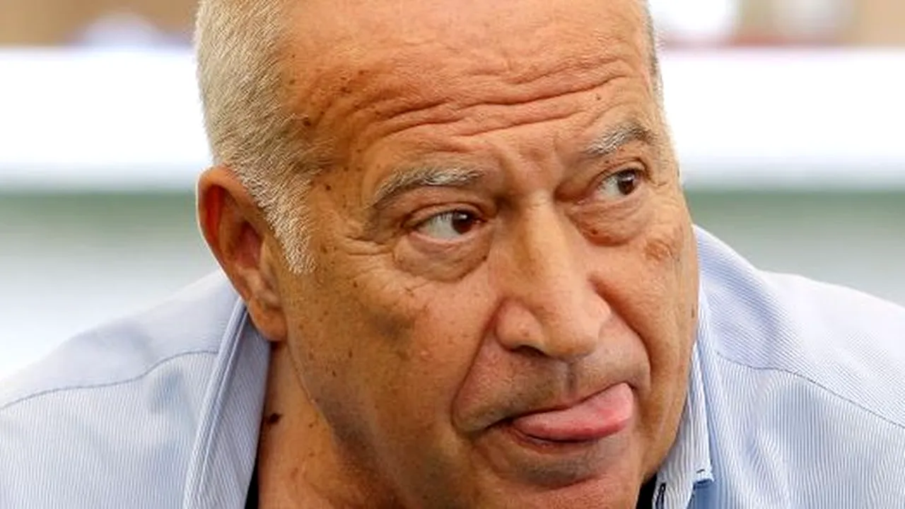 Dan Voiculescu a demisionat din Senat ca să scape de completul de judecători de la Înalta Curte care l-a condamnat pe Năstase