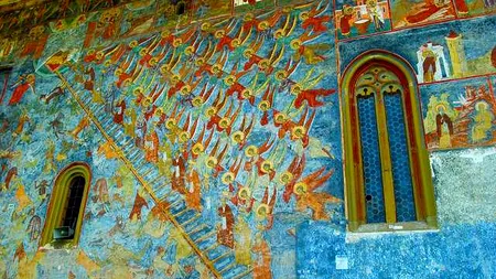 În locurile unde ți-a fost frică, du-te pe întuneric