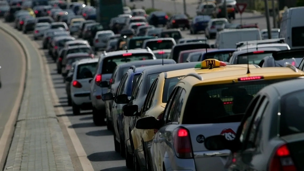 STUDIU. Poluarea fonică din trafic predispune la infarct