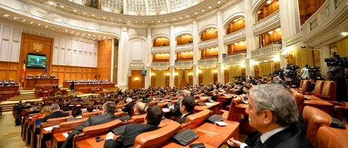 BUGETUL PE 2014 a fost adoptat de Parlament: majorări de taxe și impozite pentru a acoperi cheltuieli de 1,2 miliarde de euro în plus anul viitor