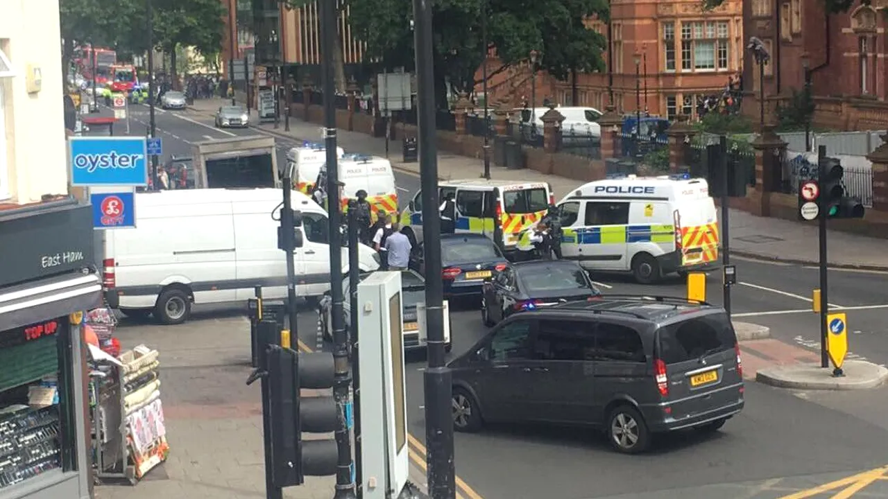 Ambasada României verifică dacă doi români au fost reținuți la Londra. Anunțul făcut de MAE