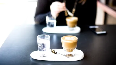 REVOLTĂ. Patronii sunt nemulțumiți de regulile impuse pentru redeschiderea teraselor: Nu îmi aduc angajaţii la muncă pentru cinci mese