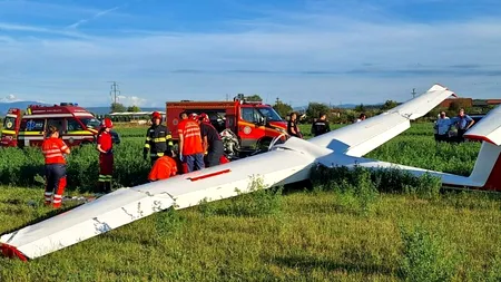 Un aeroplan s-a PRĂBUȘIT pe un câmp de lucernă de lângă Deva. Pilotul, în vârstă de 21 de ani, a fost rănit grav