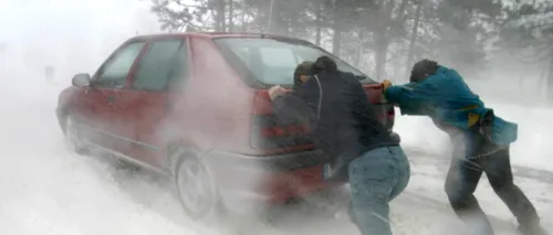 Zeci de șoferi amendați pentru că au mers cu mașini fără anvelope de iarnă