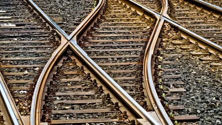 Tragedie în Arad: Un tânăr a fost lovit mortal de un tren. Circulația feroviară, afectată