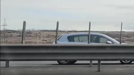 Șofer de 72 de ani, cu permisul SUSPENDAT, filmat pe contrasens pe autostrada A1