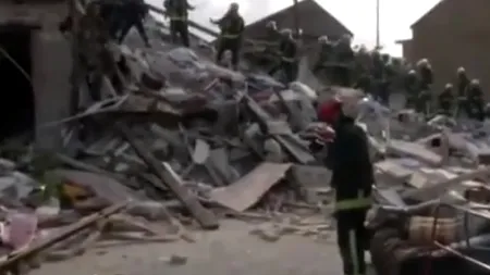 Trei morți și 11 răniți lângă Paris, după prăbușirea unui bloc, cauzată de o explozie. UPDATE