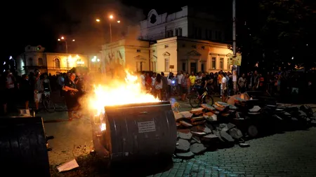 Mai mulți deputați și miniștri bulgari au rămas blocați câteva ore în clădirea Parlamentului