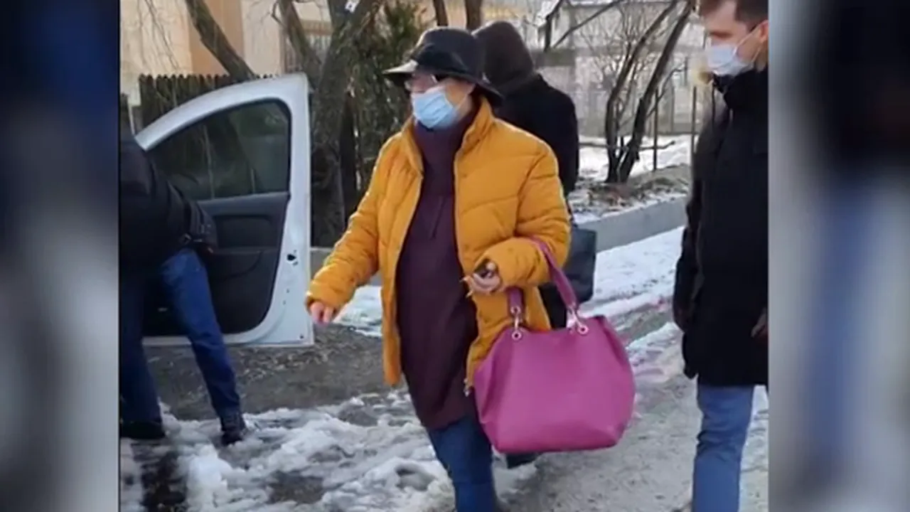 Femeia care s-a dat drept psiholog timp de 20 de ani a fost căsătorită cu fostul șef al IPJ Dâmbovița! „Au apărut suspiciuni, am demarat anchetă internă, dar și-a dat demisia”