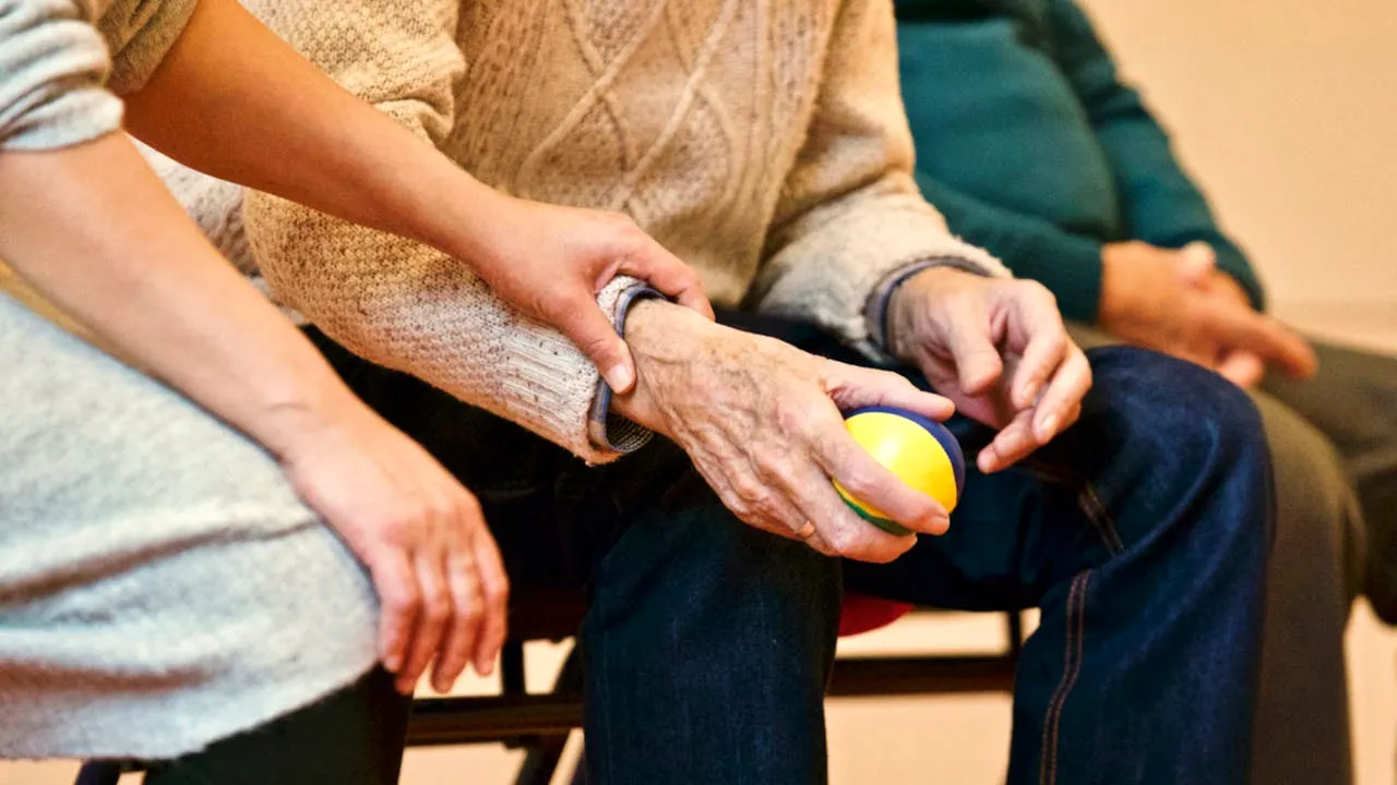 Badanta din Italia care a omorât două bătrâne și a încercat să mai ucidă alte patru. Le dădea medicamente fără voia lor