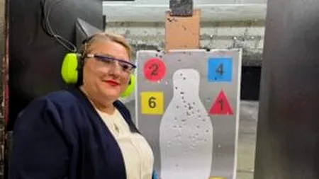 Diana Șoșoacă îl provoacă pe Ionuț Moșteanu în poligon: 