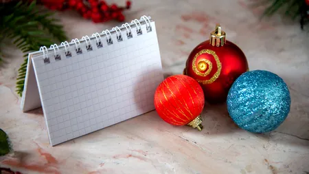 Care sunt zilele libere din decembrie 2025. Când se bucură angajații și elevii de minivacanțe legale