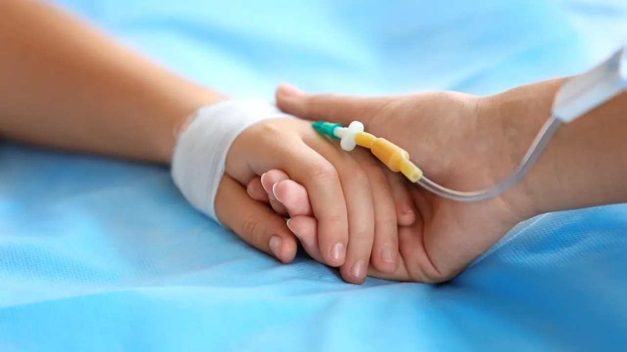 Numărul copiilor cu COVID-19 internați la Iași s-a dublat într-o singură zi