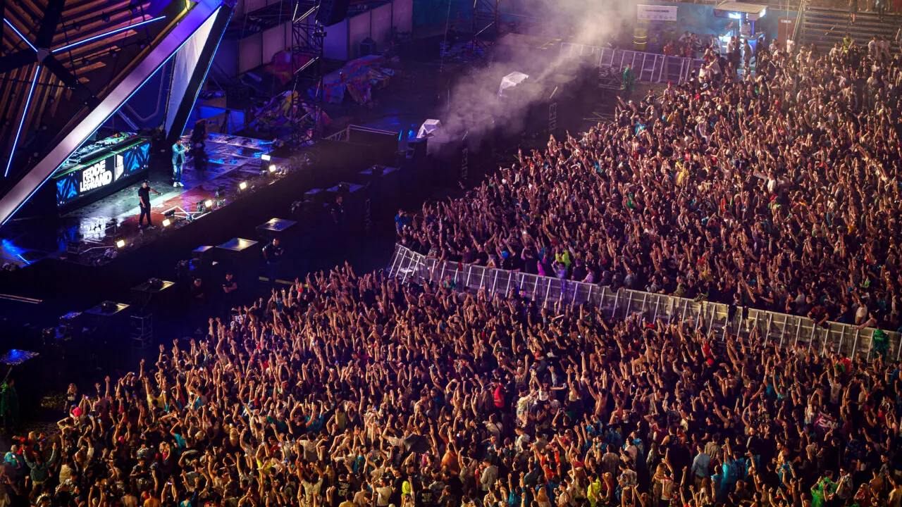 Procurorii antidrog încep ”vânătoarea” de traficanți de la festivalul Saga. Pentru fiecare consumator depistat va fi căutat și traficantul său