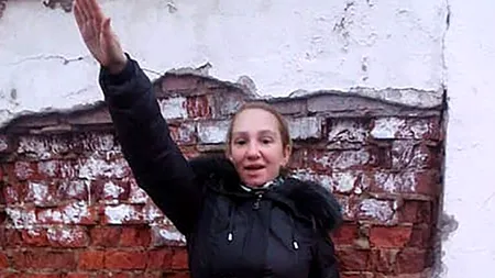 O rusoaică neo-nazistă și-a crescut fiica de 6 ani într-un adăpost fără ferestre, alături de 19 pisici. Femeia a fost condamnată pentru tortură