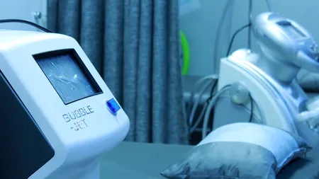 Un tânăr, aparent sănătos, a ajuns aproape complet PARALIZAT, din cauza unui virus: 