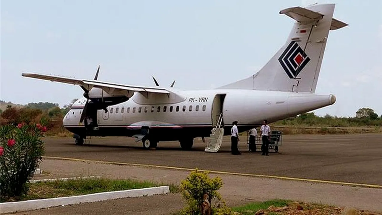 Avionul prăbușit în Indonezia, care transporta 440.000 de euro, a fost localizat de echipele de căutare