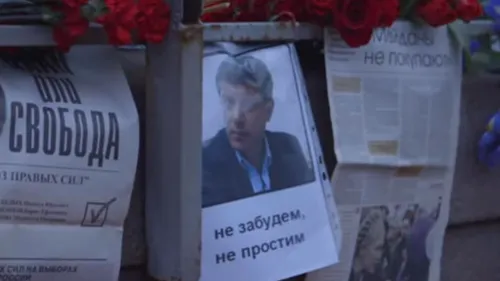 Marș la Moscova în memoria lui Boris Nemțov, fostul lider al opoziției ruse asasinat în 2015. Rusia va fi liberă. Putin înseamnă război