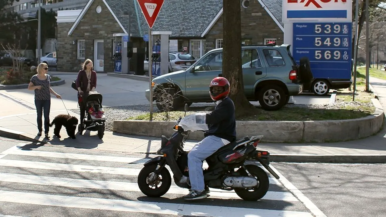 Exxon raportează profit record pentru trimestrul al doilea, de aproape 16 miliarde de dolari