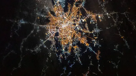 Imaginea spectaculoasă cu Bucureștiul văzut noaptea din spațiu s-a viralizat