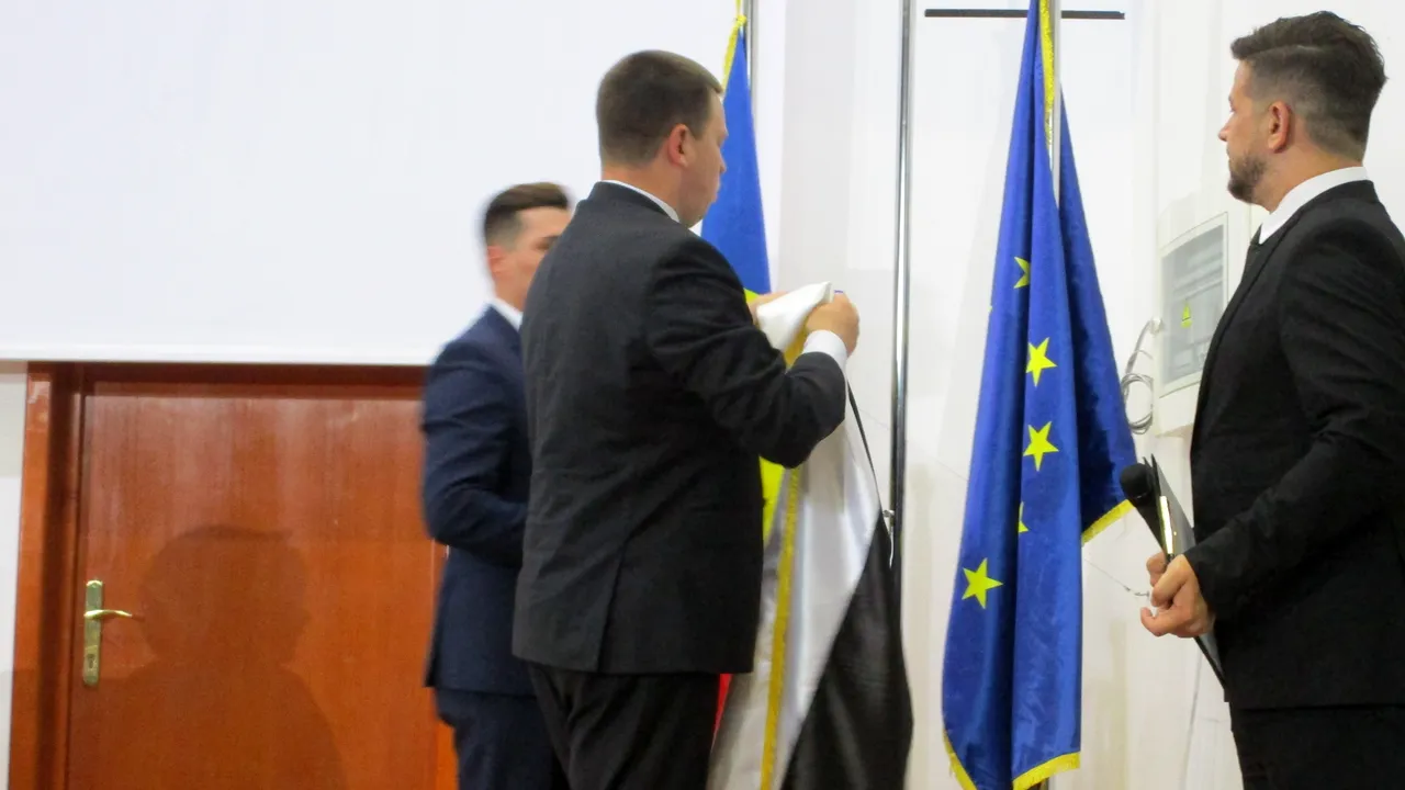 Viorica Dăncilă uită numele premierului din Estonia. Organizatorii arborează drapelul invers