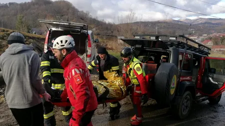 Descoperire șocantă în Prahova. Cadavrul unui bărbat, găsit într-o fântână