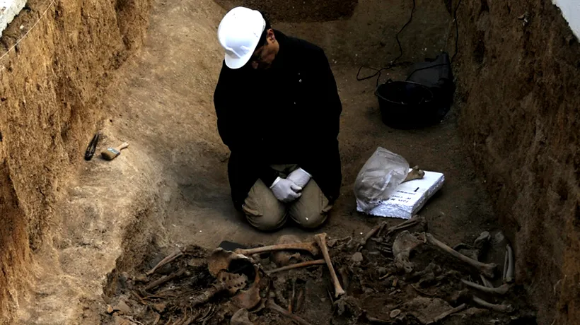 GROAPĂ COMUNĂ descoperită în Bosnia, lângă memorialul de la Srebrenița