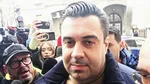 🚨 Răzvan Cuc, fostul ministru al Transporturilor, și omul de afaceri Cătălin Daniel Bușe au ajuns la sediul DNA cu mandate de aducere. Cei doi ar fi încercat să-l mituiască pe șeful RAR