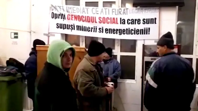 Protest al minerilor în Gorj. Aceștia refuză să intre în subteran: „Murim în jur de 60-70 pe an la locul de muncă”