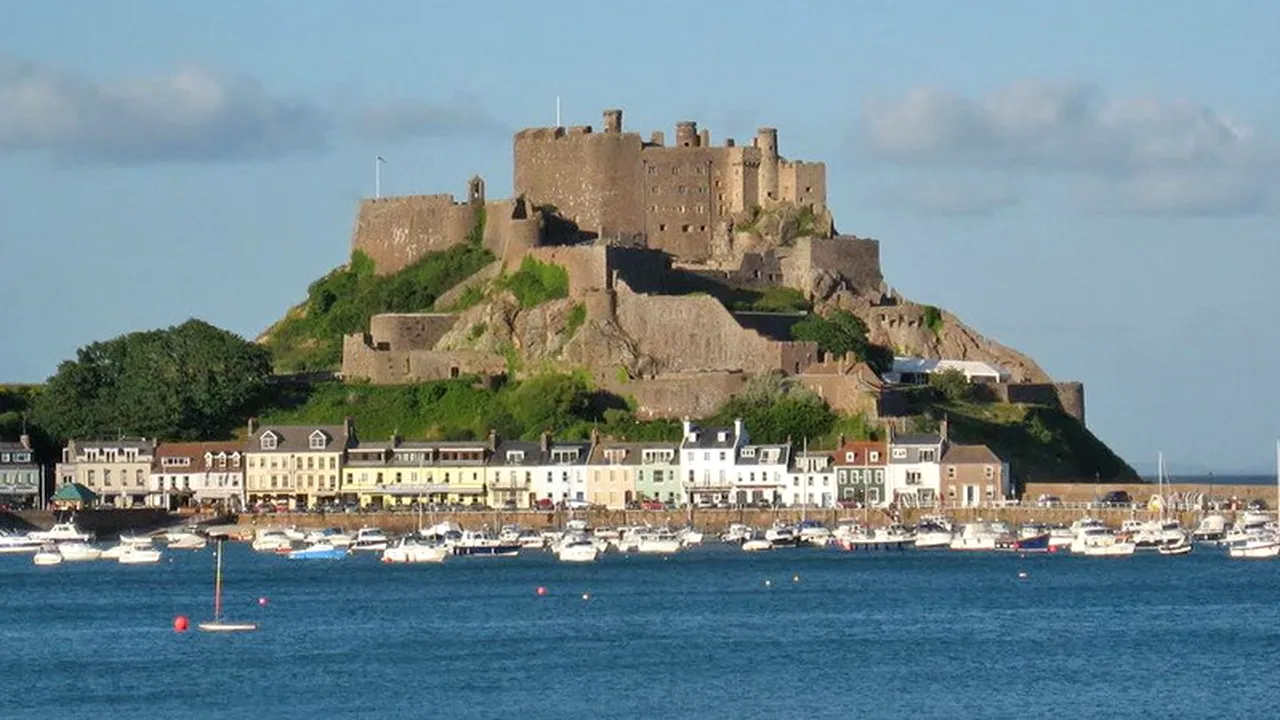 Permisele de conducere din insula Jersey, valabile și în România 