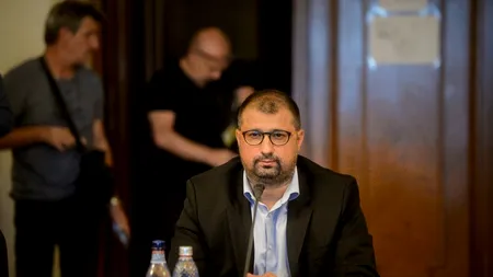 Fugit din țară, fostul ofițer SRI Daniel Dragomir s-a predat la o secție de poliție din Bari