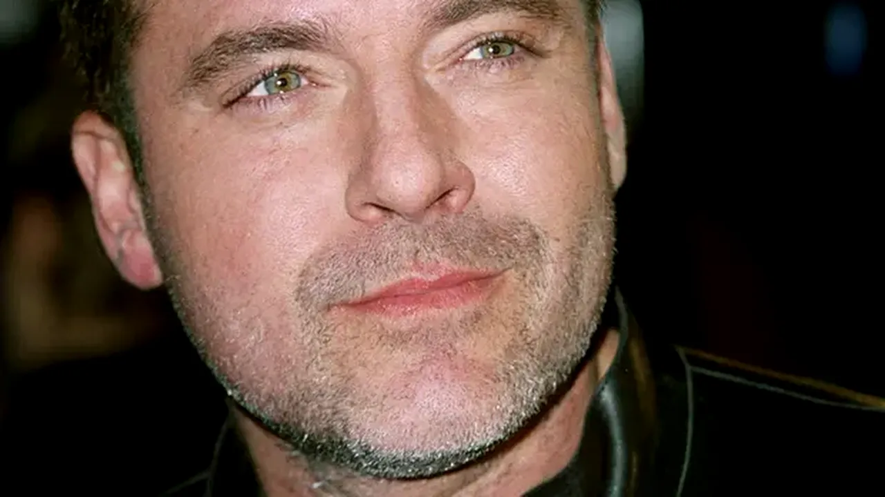 Actorul Tom Sizemore, celebru pentru rolul din „Salvați Soldatul Ryan”, internat în stare CRITICĂ, după ce a suferit un anevrism cerebral