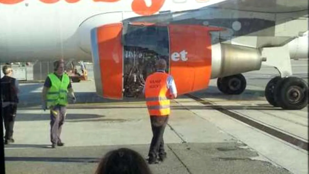O bucată de tablă din caroseria unui avion a căzut, după decolare, pe pista unui aeroport din Milano