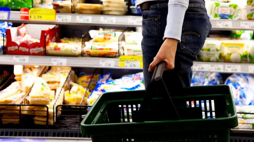 The New York Times: Tone de mâncare sunt irosite la nivel mondial / O soluție, „Ora fericită în supermarket