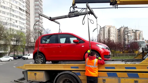 FOTO / VIDEO | Atenție unde parcați în București! Cum se ridică mașinile de către Poliția Locală și cât costă recuperarea lor