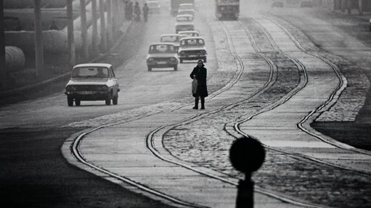 Cum se cumpărau mașinile în comunism. Ce trebuia să faci pentru un ARO sau o Dacie