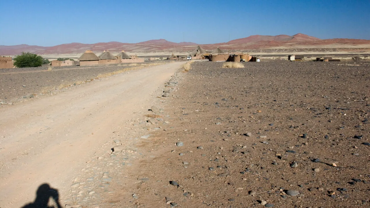 Și-a uitat soția în mijlocul pustietății și abia după 120 de kilometri a băgat de seamă că lipsește. Explicațiile bărbatului i-au lăsat mască pe polițiști