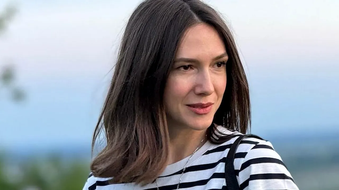 FOTO / Ce spune Adela Popescu despre cei trei copii ai săi. ”Au deja PERSONALITĂȚI foarte puternice”