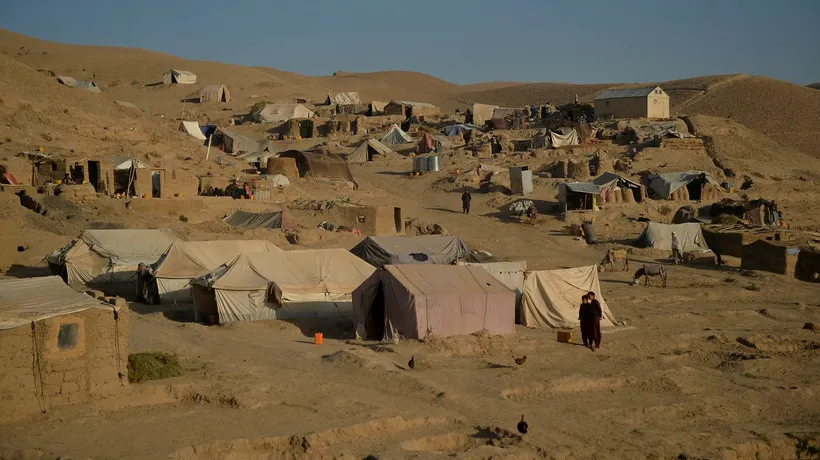 Foamete în Afganistan. Mai multe familii nu mai au mâncare și sunt nevoite să își vândă copiii