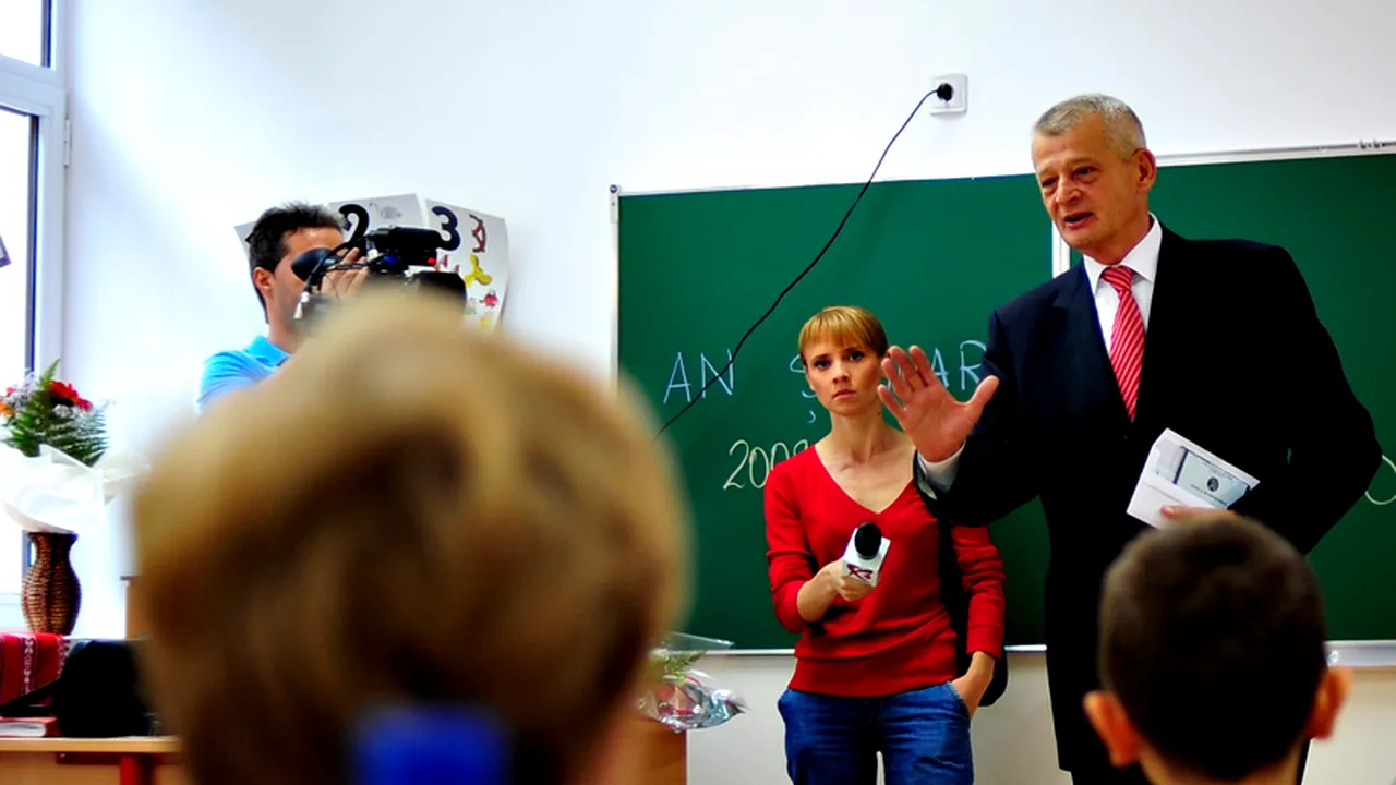 Oprescu vrea ca 9 mai, data finalei EUROPA LEAGUE, să fie ZI LIBERĂ pentru toate unitățile de învățământ din Capitală