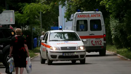Elev la spital, după ce A FOST LOVIT CU UN SCAUN ÎN CAP de un coleg