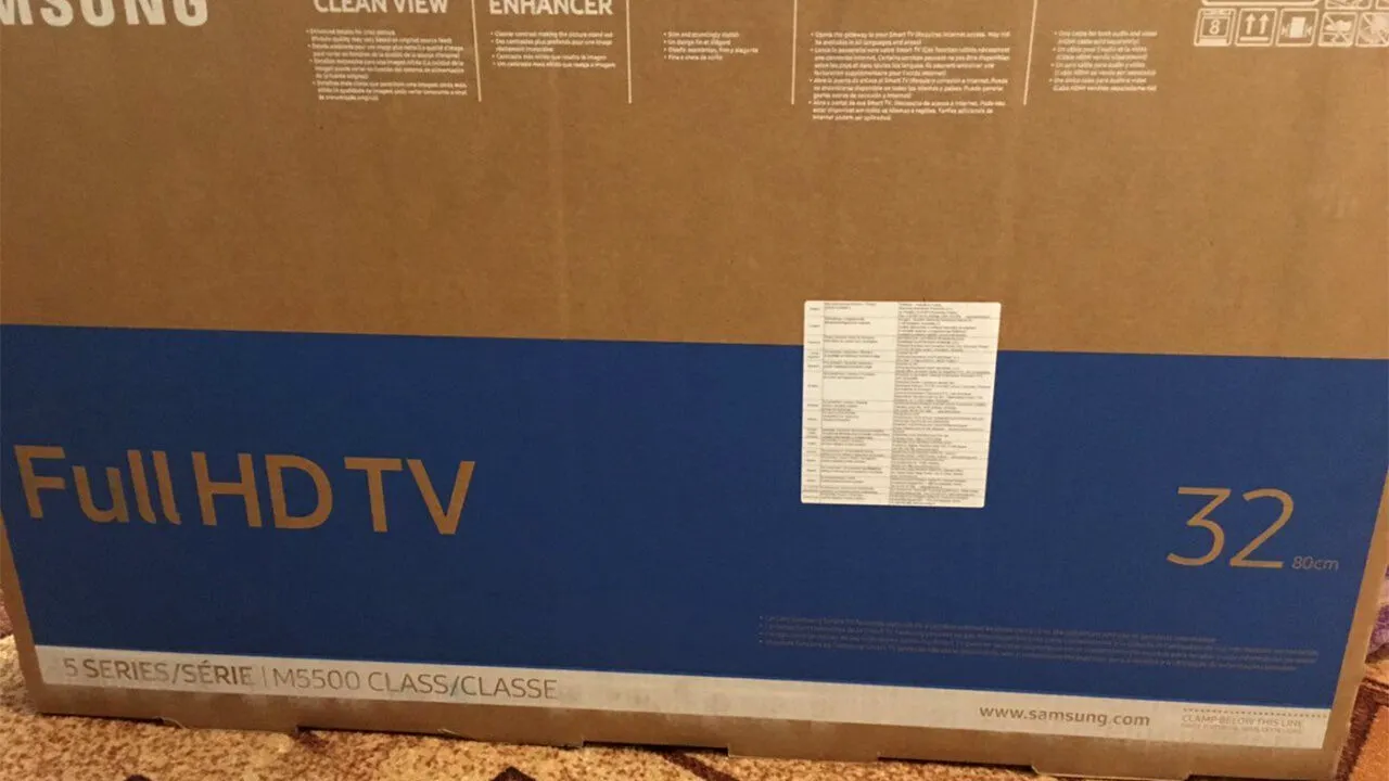 Ce a pățit un prahovean, după ce a cumpărat un televizor smart 4k Samsung de pe site-ul unui cunoscut retailer online, cu 5.819 lei. Ce a primit, de fapt