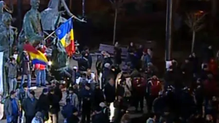 O sută de manifestanți s-au adunat la Universitate, unde în urmă cu un an au avut loc proteste