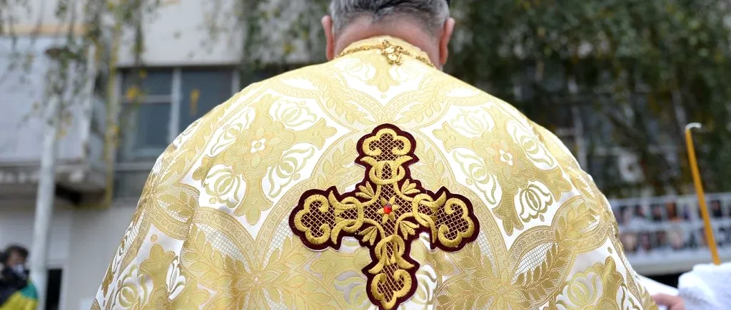 Preot din Iași, acuzat că a închis biserica și a fugit în lume cu AMANTA. „M-a batjocorit bine, dar bine, bine!”