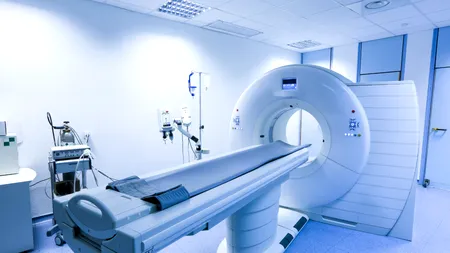 O femeie a murit într-o clinică din Târgoviște în timpul unui CT. Pacientei i s-a făcut rău după administrarea substanței de contrast