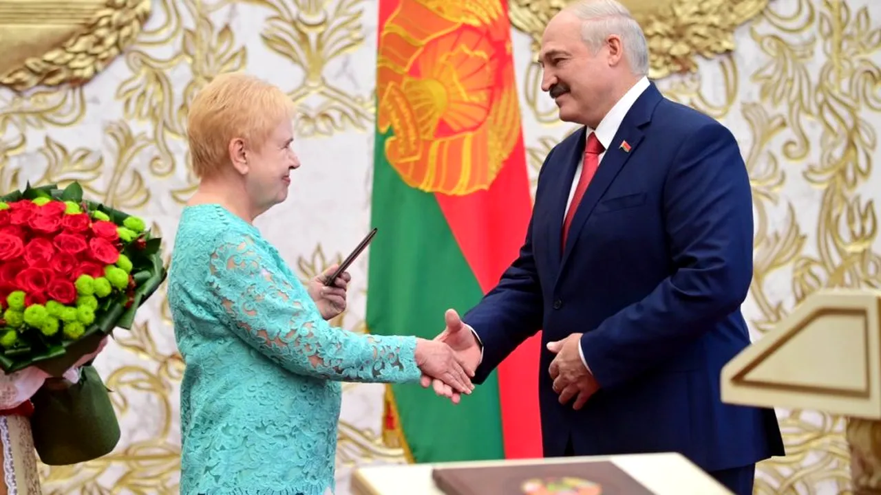 Aleksandr Lukașenko și-a preluat noul mandat de președinte al Belarusului