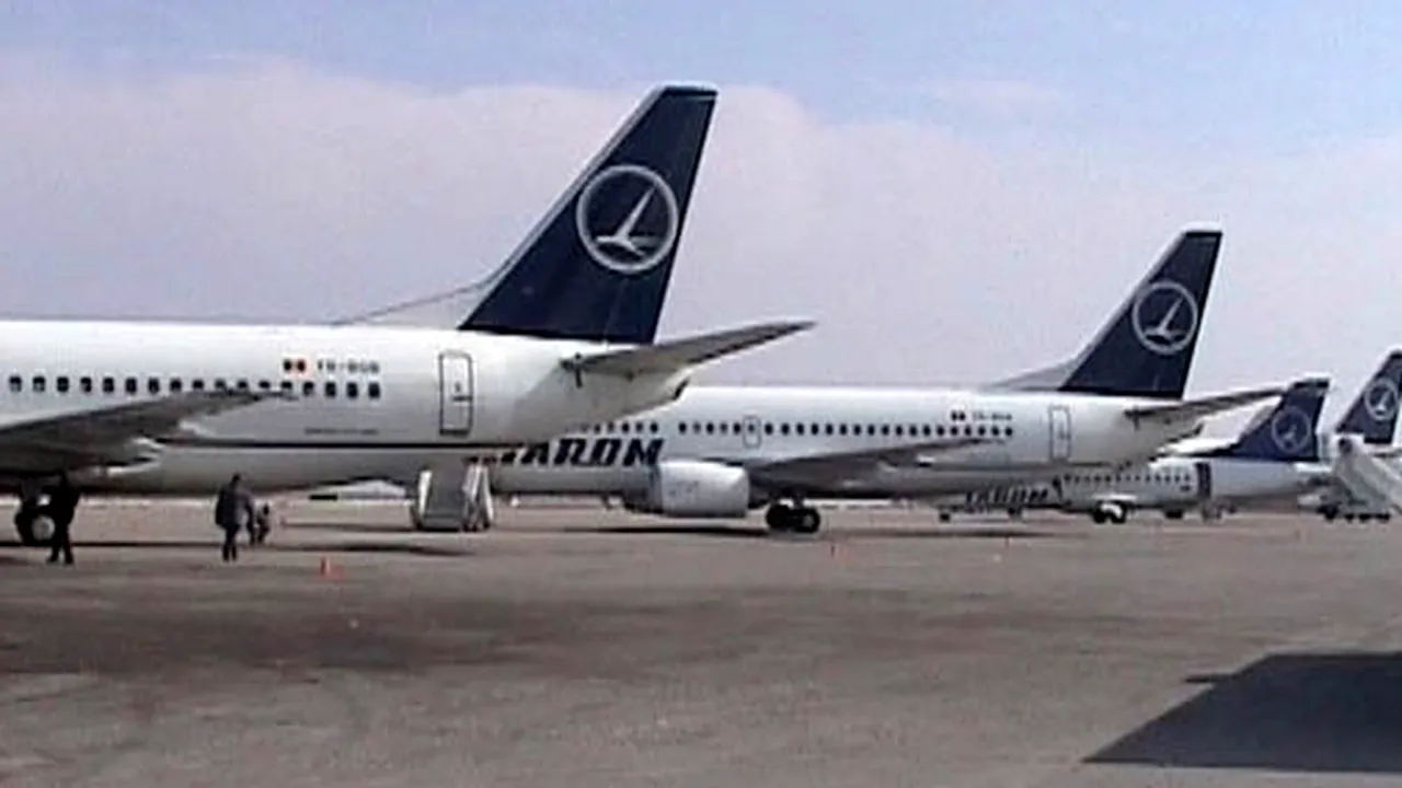 Cluj: Două curse aeriene au întârzieri de aproape două ore din cauza ceții
