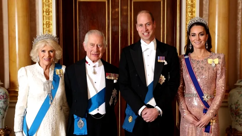 FOTO | Membrii familiei regale britanice au făcut publice IMAGINILE de pe felicitările de Crăciun