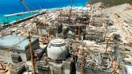 Se strâng rândurile pe frontul de est. Rusia îi oferă Turciei 9 miliarde de dolari pentru ridicarea primei sale centrale nucleare